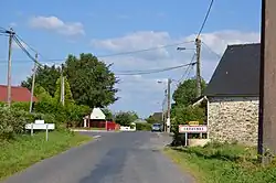 The road into Cahagnes