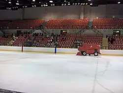 Centre Etienne Desmarteau-Interior in arena Caroline Ouellette