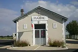 The town hall in Chantemerle-sur-la-Soie