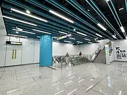 Lower transfer passage leading to concourse and Line 13 platform respectively