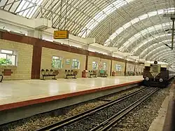 A train pulling into the station