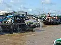 Cái Răng Floating Market scene