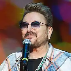 Chuck Negron on stage