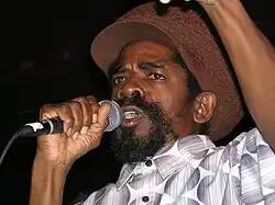 Tea performing in 2004