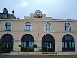 The town hall in Cocumont