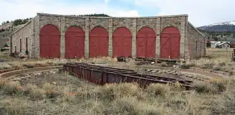 The Como Roundhouse handled repairs on the railroads until 1937. In 1938, the remaining tracks were removed.