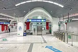 Line 8 concourse