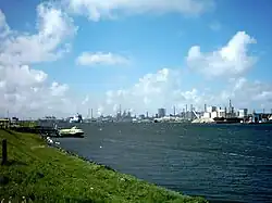 North Sea Canal's wide mouth