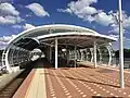Currambine station platform and shelter