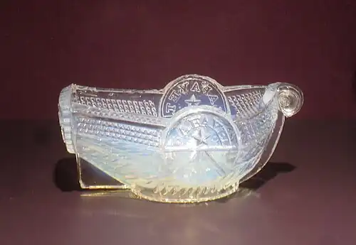 Open salt dish, pressed glass; Boston and Sandwich Glass Company, 1830–1835