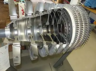 v2500 compressor showing seal teeth between blade rows.