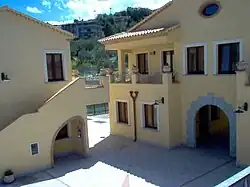 Davoli Village