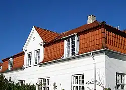 Roof detail