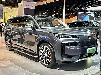 Denza N9