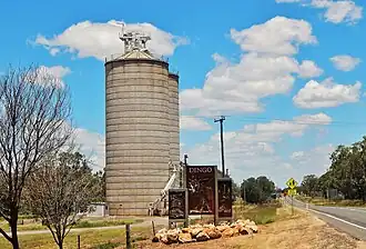 Grain silos at Dingo, 2017