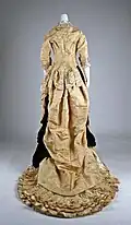 Dinner dress, 1875-79, Metropolitan Museum of Art