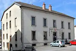 The town hall in Docelles