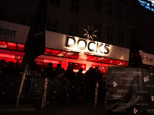 Docks – At Night