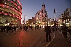Image 36Christmas shoppers in Dublin