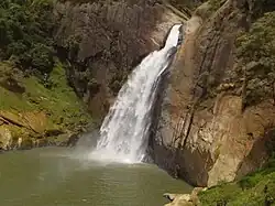 Dunhinda waterfalls in 2018