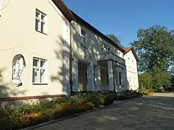 Manor house