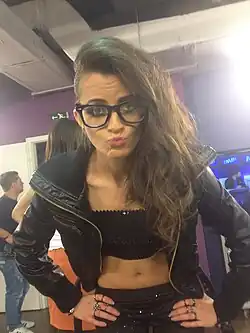Dzeny in Bosnian Idol in 2011