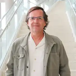 Erik J. Sontheimer headshot