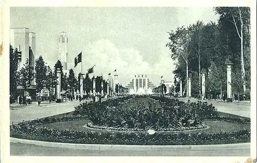 View towards the Palais des Expositions