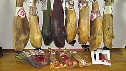 Display of embutidos