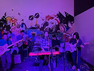 En Attendant Ana performing in Seattle in 2023. From left to right: Maxence Tomasso, Vincent Hivert, Margaux Bouchaudon, Adrien Pollin, Camille Fréchou.
