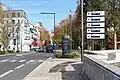 Entrance after Jacques-Chirac bridge