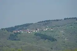 A general view of Esteil