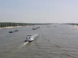 Ewijk, Beuningen, scheepvaart op de Waal