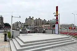 Entrance B