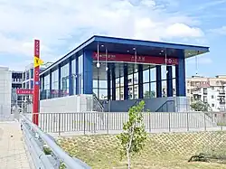 Entrance D