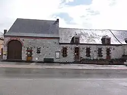 The town hall in Féron