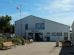 The town hall in La Brée-les-Bains