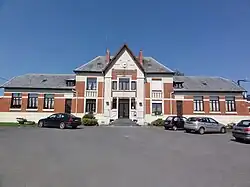 The town hall in Floyon