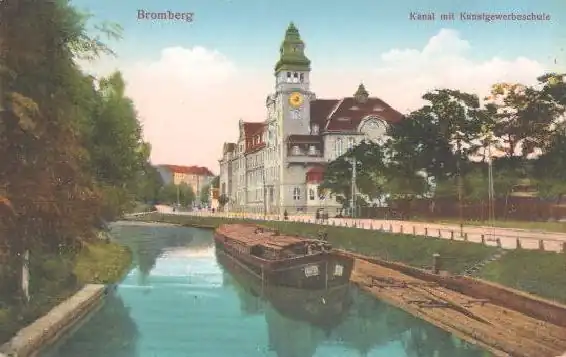Old Canal with Mechanical school on a 1914 postcard