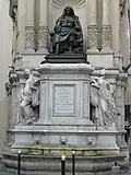 Fountaine Molière-The statue of Molière.