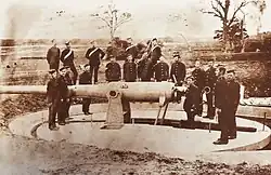 Armstrong 6 inches (150&nbsp;mm) 100pdr Breech Loading Disappearing Gun in Firing Position, c1900[gallery 5]