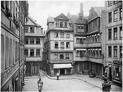 Centre of the Dom-Römer area: the Chicken Market, 1903