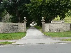 Gate piers