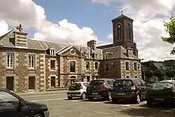 The town hall in the center of Gavray