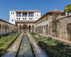 Image 25Jardín del Generalife de Granada (Spanish garden) (from List of garden types)