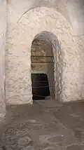 Slave export gate