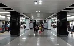 Line 1 platform