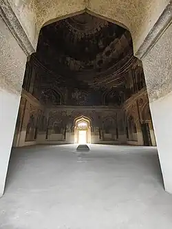 Grave Ghumat tomb