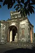 Pavilion east of the tomb