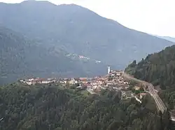 Grumes visto da Grauno
